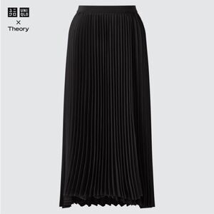UNIQLO x Theory Black Pleated Asymmetrical Midi Skirt – Size L